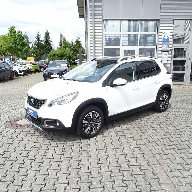 Weiß Gebraucht 2017 Peugeot 2008 Allure SUV | 9.995 € (Fairer Preis) - Bild 1/4
