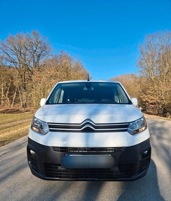 Gebraucht Citroën Berlingo 102 PS (75 kW) 2021 Weiß Van / Kleinbus