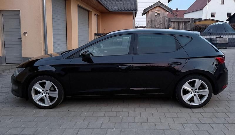 Gebraucht Seat Leon FR 140 PS (102 kW) 2014 Schwarz Kleinwagen