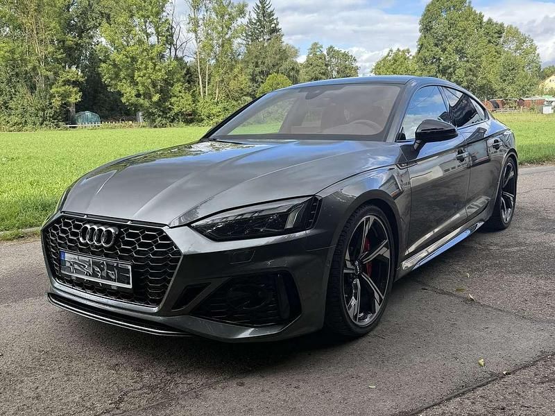 Grau Gebraucht 2020 Audi RS5 Design Coupé | 53.000 € (Fairer Preis) - Bild 1/4