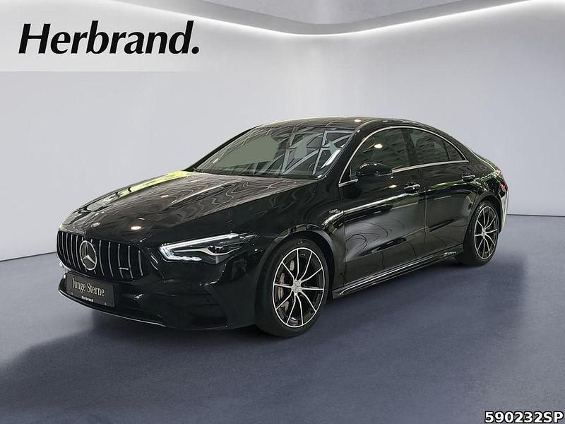 Metalliclack kosmosschwarz Gebraucht 2024 Mercedes CLA35 AMG AMG Coupé | 44.790 € (Guter Preis) - Bild 1/4