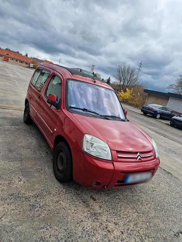Gebraucht Citroën Berlingo 110 PS (80 kW) 2006 Rot Van / Kleinbus