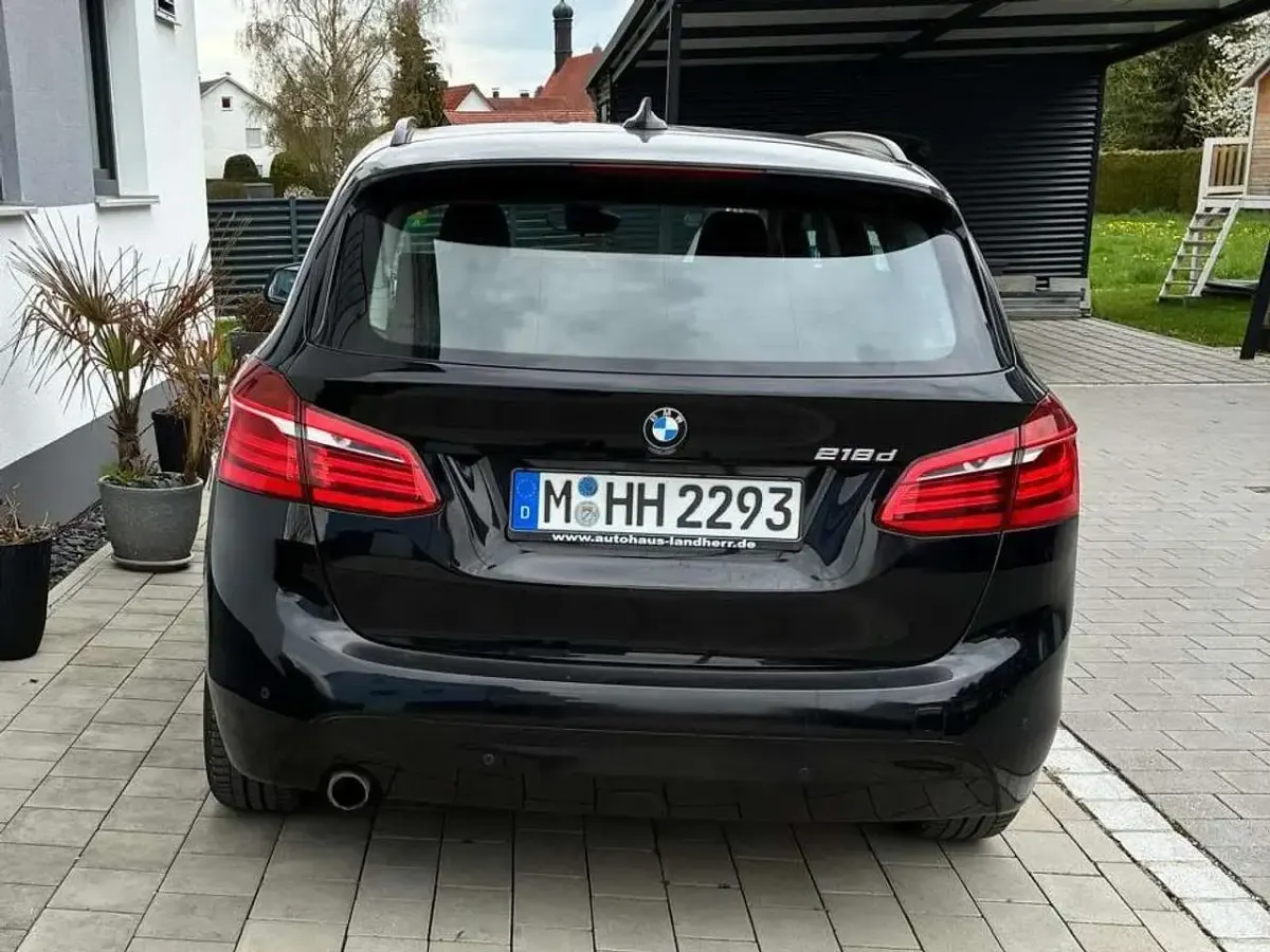 Gebraucht BMW 218 150 PS (110 kW) 2016 Schwarz Kombi