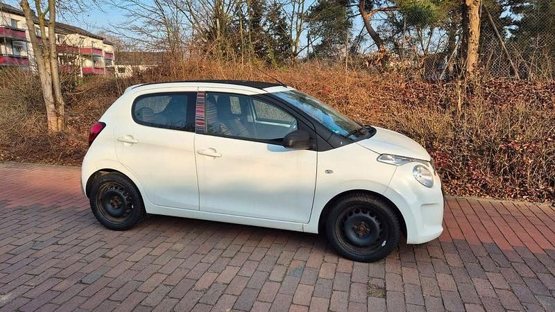 Gebraucht Citroën C1 Feel 82 PS (60 kW) 2015 Weiß Kleinwagen