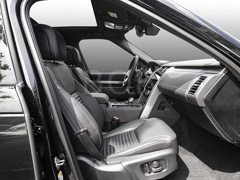 Gebraucht Land Rover Discovery 5 SE Dynamic 252 PS (185 kW) 2024 Santorini black SUV