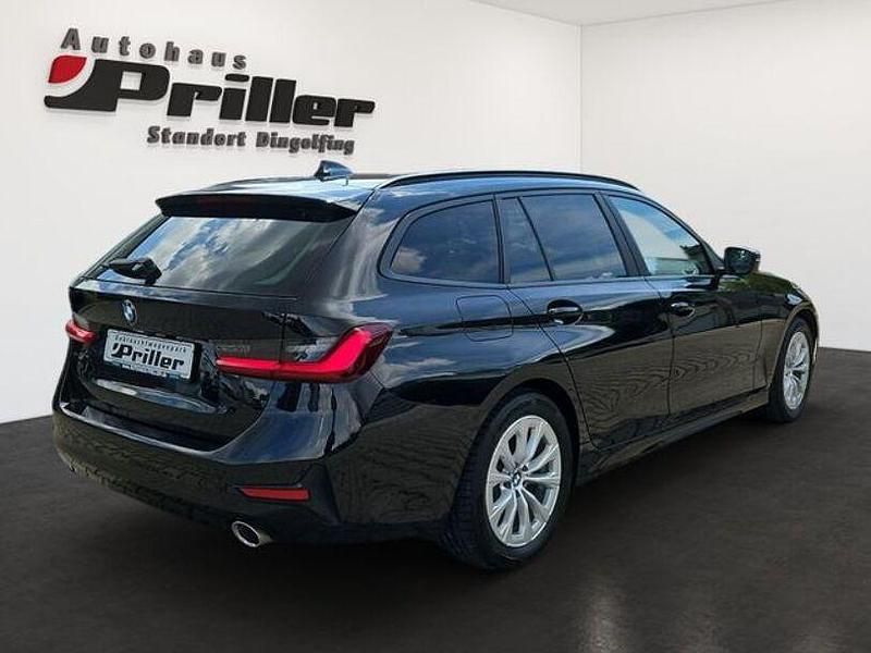 Gebraucht BMW 320 Advantage 190 PS (139 kW) 2021 Schwarz Kombi