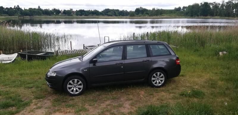 Braun Gebraucht 2006 Fiat Stilo Kombi | 540 € - Bild 1/4