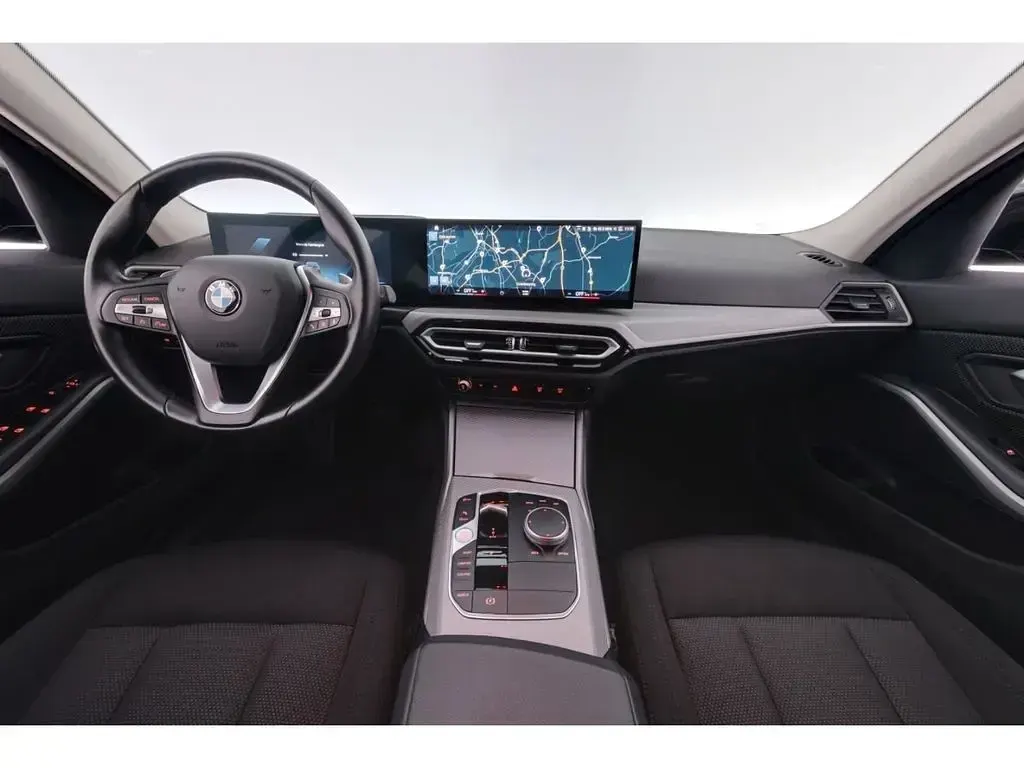 Gebraucht BMW 318 156 PS (114 kW) 2024 Schwarz Kombi