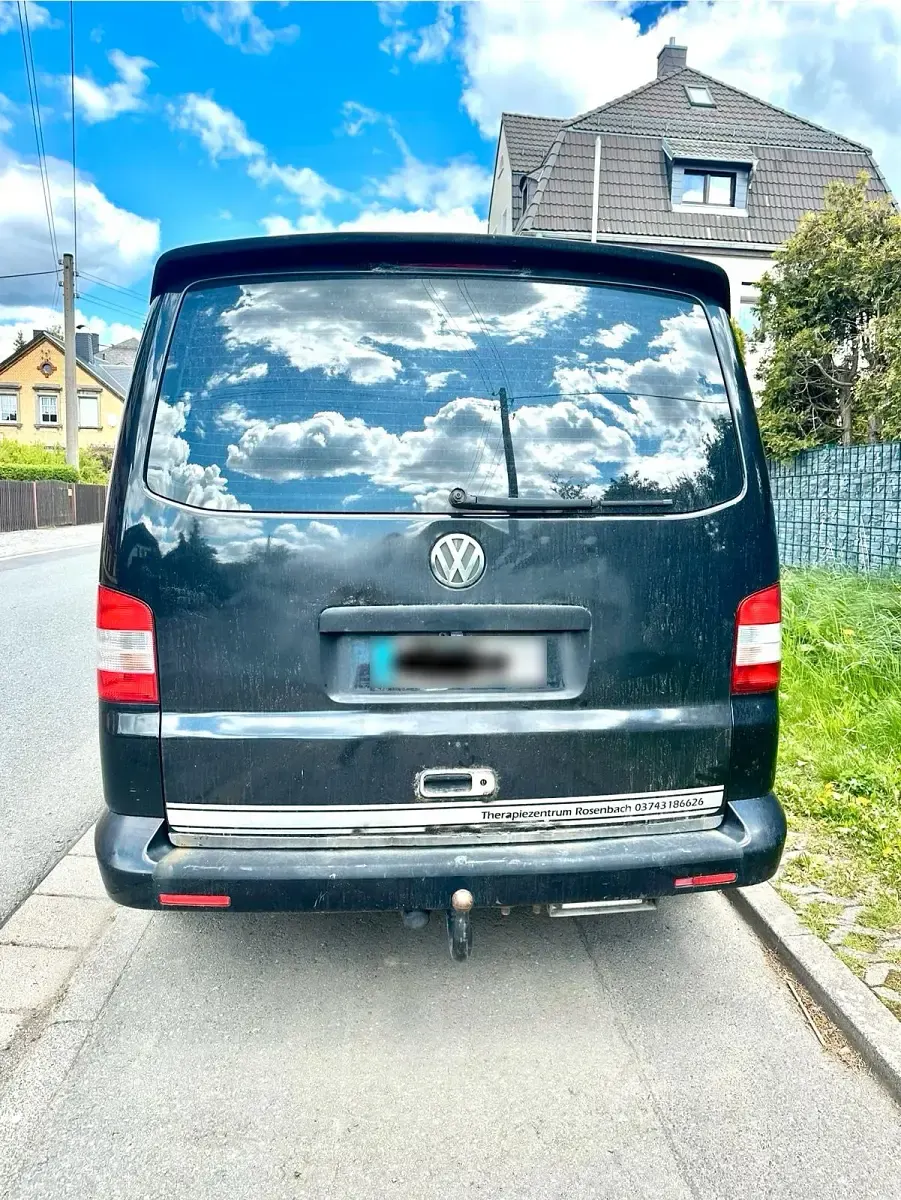 Gebraucht VW Multivan 131 PS (96 kW) 2008 Schwarz Van / Kleinbus