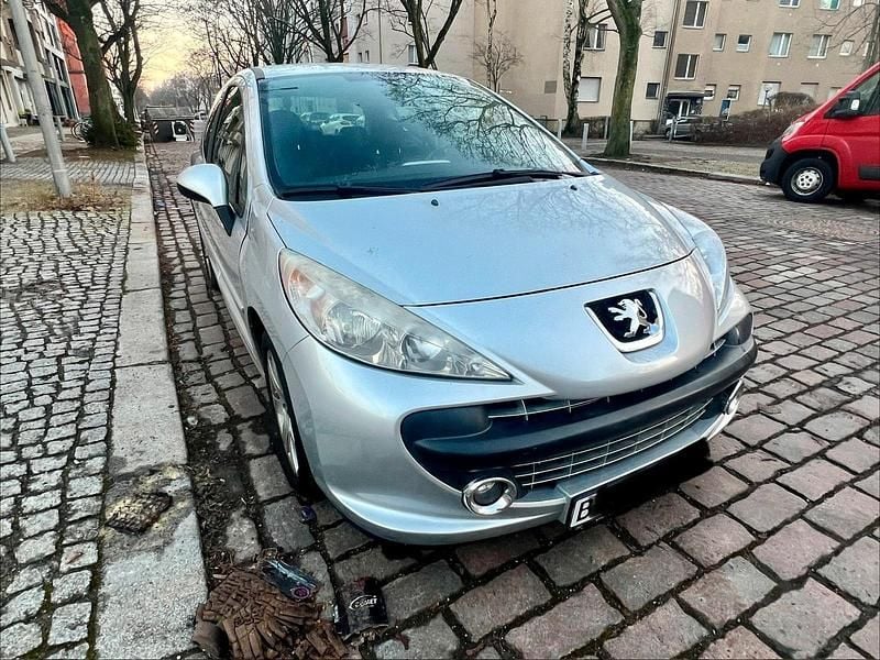 Gebraucht Peugeot 207 120 PS (88 kW) 2009 Kleinwagen