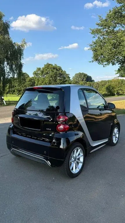 Gebraucht Smart ForTwo Coupé 71 PS (52 kW) 2013 Schwarz Coupé