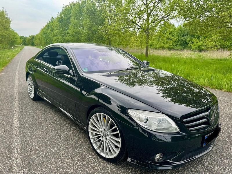 Schwarz Gebraucht 2007 Mercedes CL500 AMG Coupé | 22.900 € - Bild 1/4