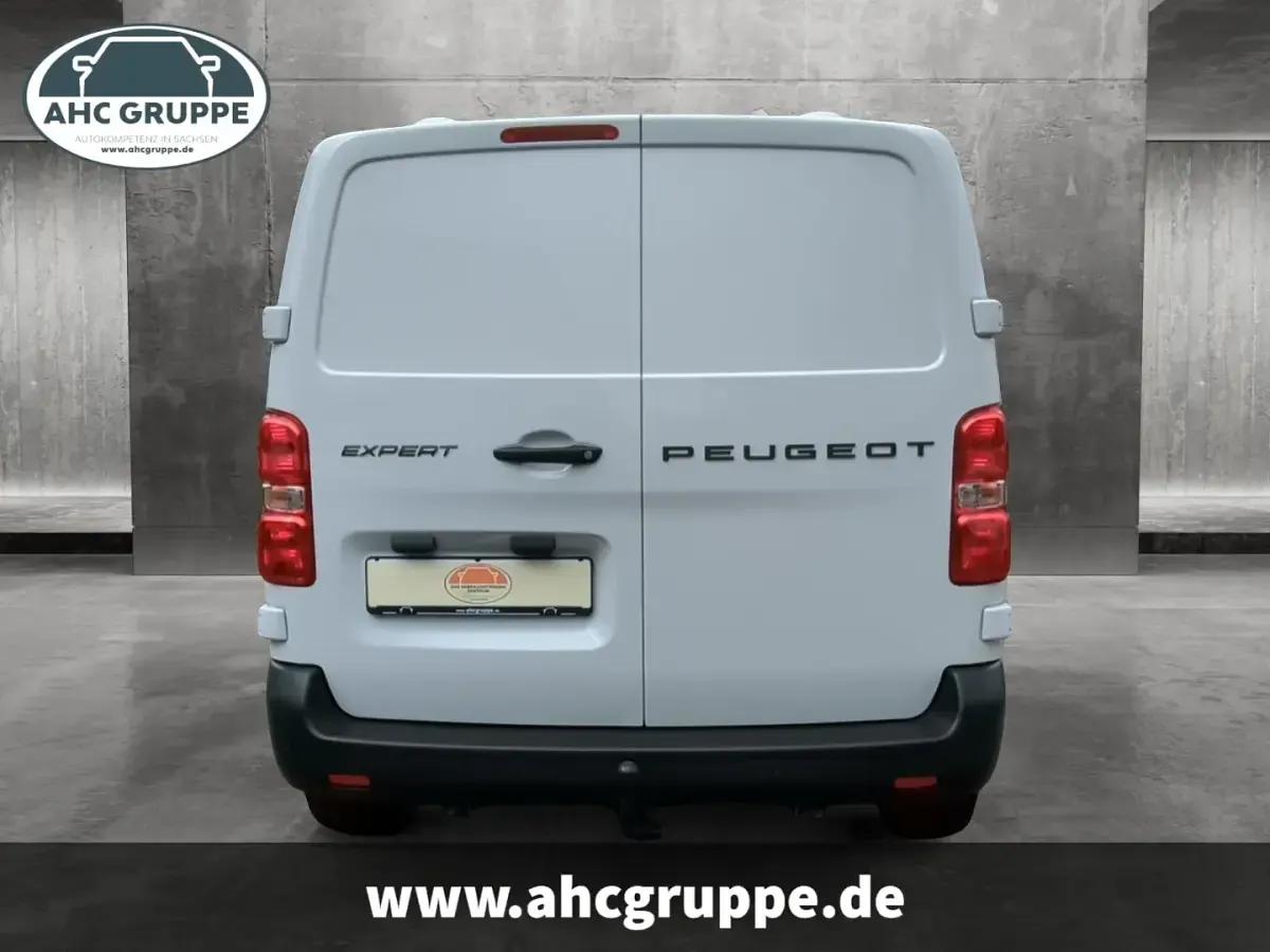 Gebraucht Peugeot Expert 120 PS (88 kW) 2024 Weiss Van