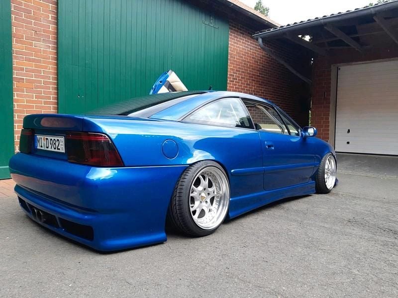 Gebraucht Opel Calibra 170 PS (125 kW) 1997 Blau Coupé