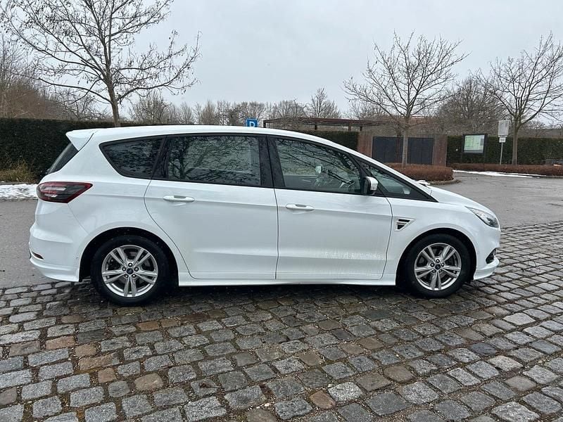 Gebraucht Ford S-MAX ST-Line 160 PS (117 kW) 2018 Weiß Van / Kleinbus