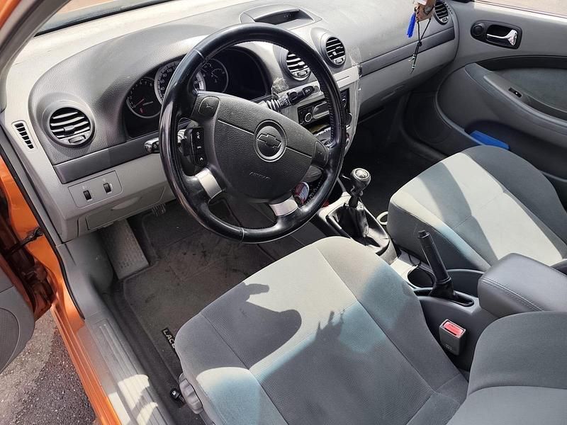 Orange Gebraucht 2008 Chevrolet Lacetti Kleinwagen | 2.000 € (Fairer Preis) - Bild 1/4