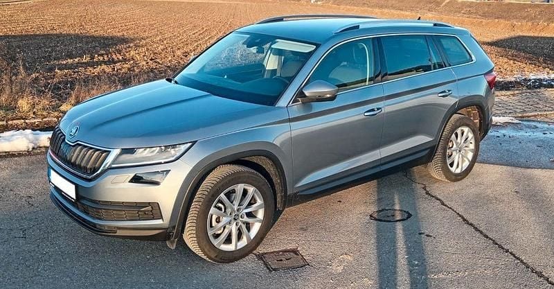 Grau Gebraucht 2019 Skoda Kodiaq SUV | 22.999 € (Superpreis) - Bild 1/4
