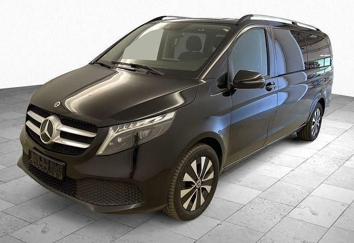 Schwarz Gebraucht 2023 Mercedes V250 AMG Van / Kleinbus | 42.999 € (Fairer Preis) - Bild 1/4