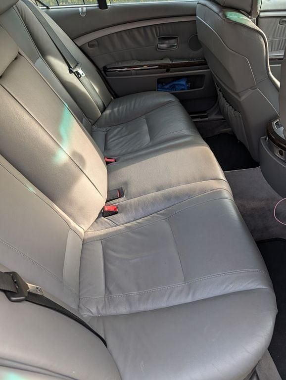 Gebraucht BMW 745 333 PS (244 kW) 2001 Schwarz Limousine