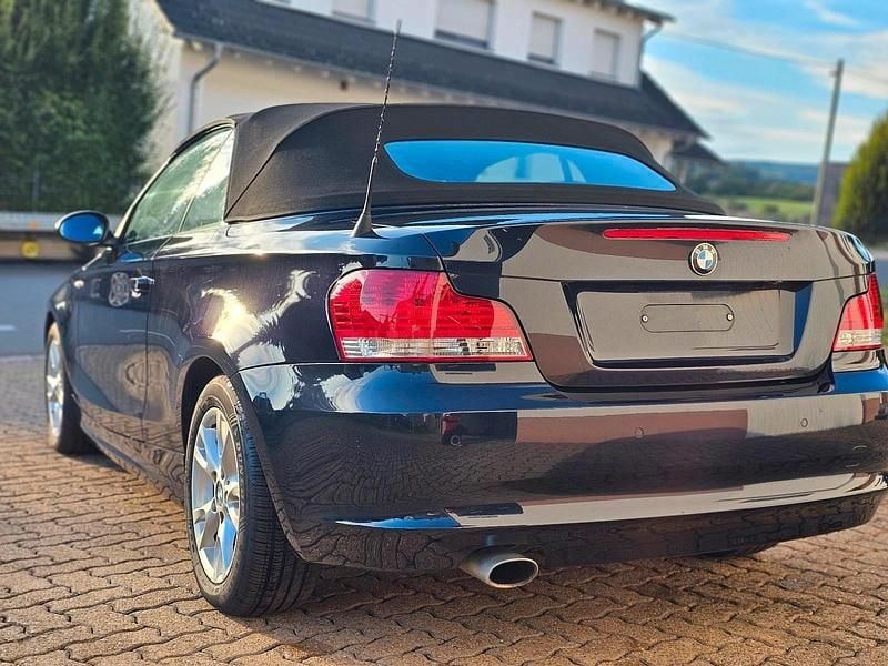 Gebraucht BMW 120 Cabriolet Efficient Dynamics 177 PS (130 kW) 2008 Blau Cabrio