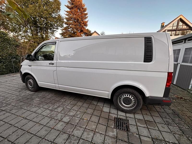 Gebraucht VW Transporter 150 PS (110 kW) 2018 Weiß Van