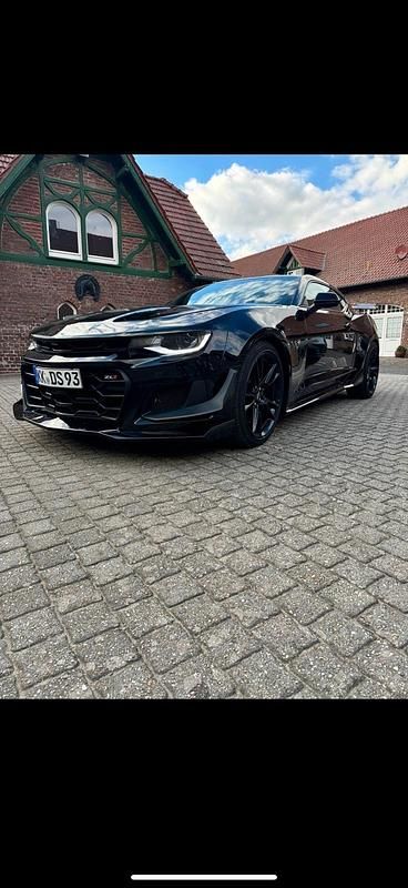 Schwarz Gebraucht 2023 Chevrolet Camaro ZL1 Coupé | 31.300 € (Fairer Preis) - Bild 1/4