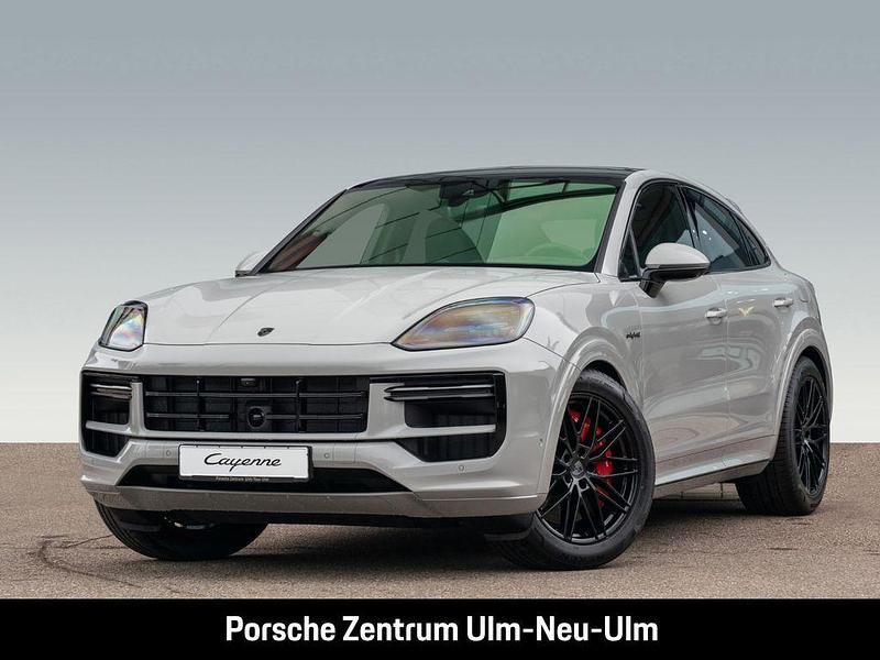 Weiss Neu 2025 Porsche Cayenne Turbo E-Hybrid Coupe Coupé | 217.900 € - Bild 1/4