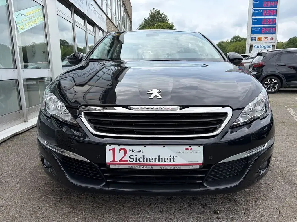 Gebraucht Peugeot 308 SW Active 110 PS (80 kW) 2017 Schwarz Kombi