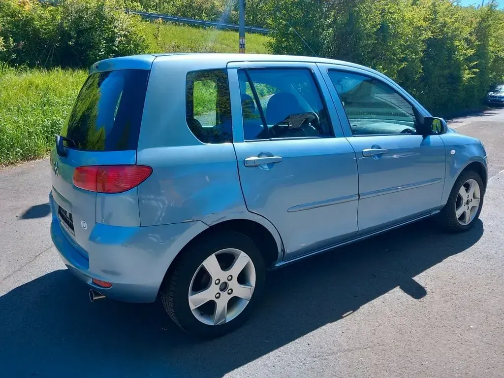 Gebraucht Mazda 2 Active 80 PS (58 kW) 2005 Blau Kleinwagen