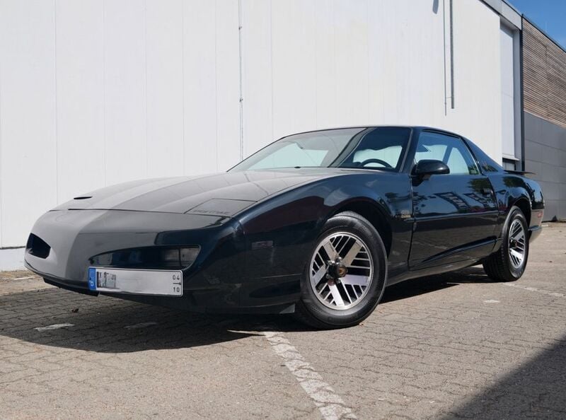 Grau Gebraucht 1992 Pontiac Firebird Coupé | 7.100 € - Bild 1/4