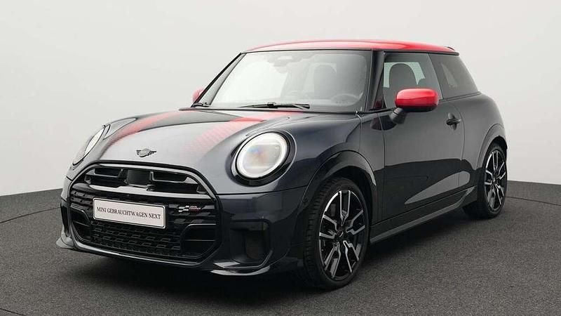 Grau Gebraucht 2024 Mini John Cooper Works Kleinwagen | 34.585 € (Fairer Preis) - Bild 1/4
