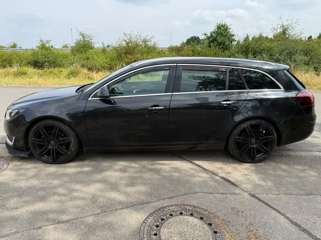 Gebraucht Opel Insignia Business Innovation 140 PS (102 kW) 2014 Schwarz Kombi