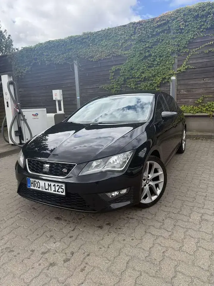Gebraucht Seat Leon FR 122 PS (89 kW) 2013 Schwarz Limousine