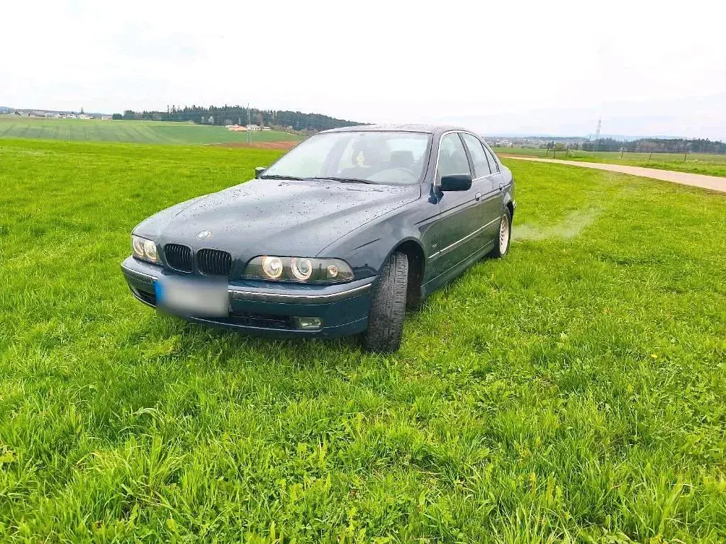 Gebraucht BMW 520 150 PS (110 kW) 1996 Blau Limousine