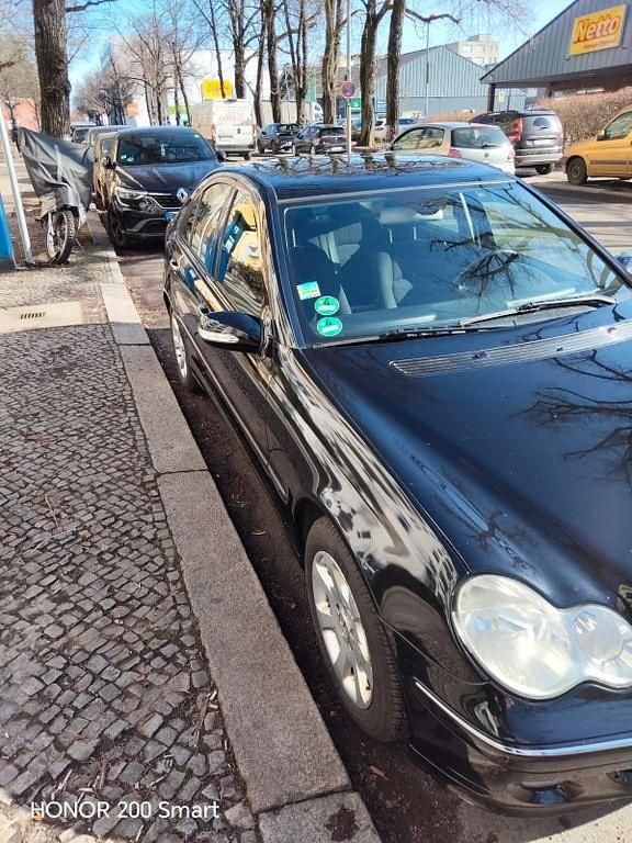 Gebraucht Mercedes C200 Elegance 122 PS (89 kW) 2007 Schwarz Limousine