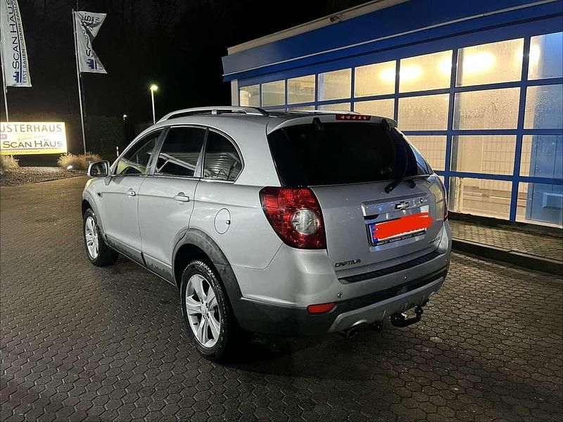 Gebraucht Chevrolet Captiva LT 163 PS (119 kW) 2012 Grau SUV