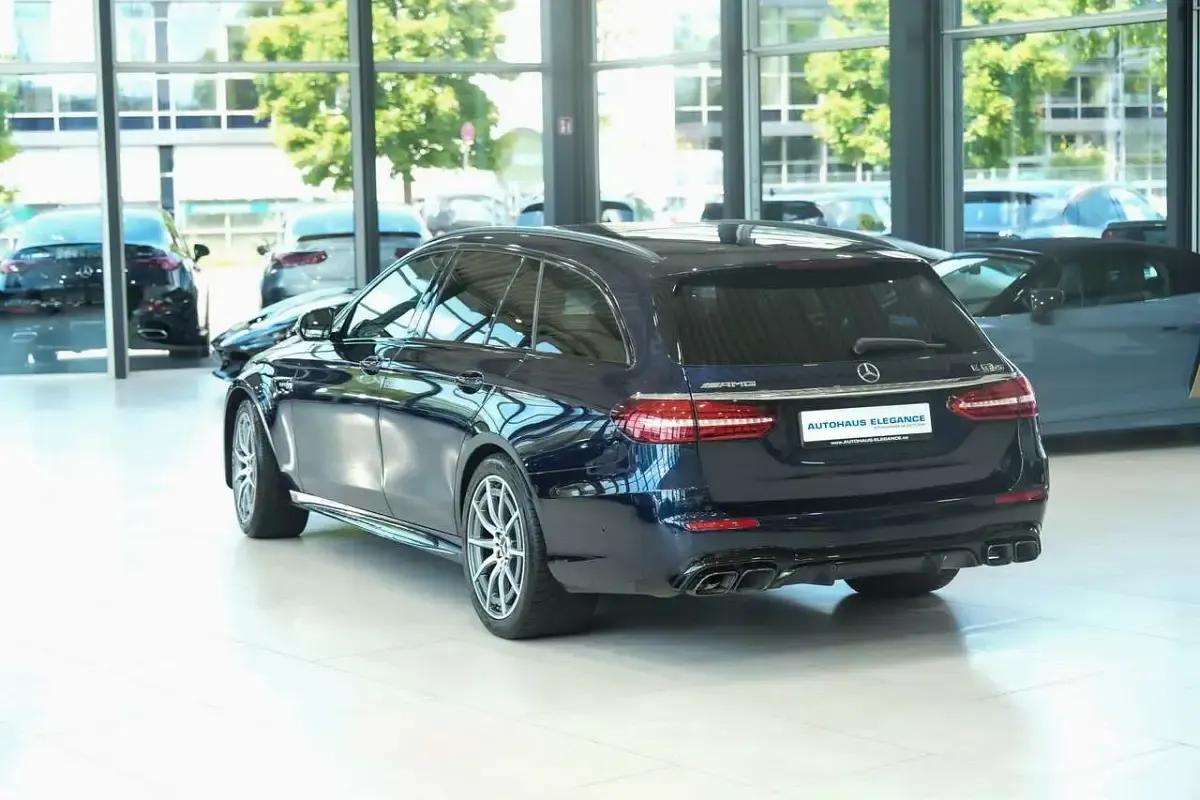Gebraucht Mercedes E63 AMG AMG 612 PS (450 kW) 2022 Nautikblau  metalliclack Kombi