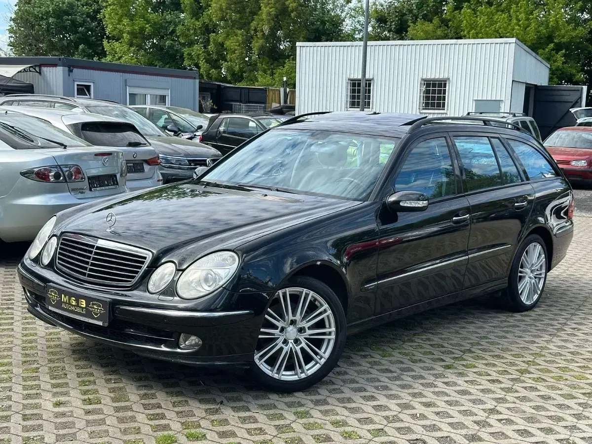 Gebraucht Mercedes E320 Avantgarde 204 PS (150 kW) 2004 Grün Limousine