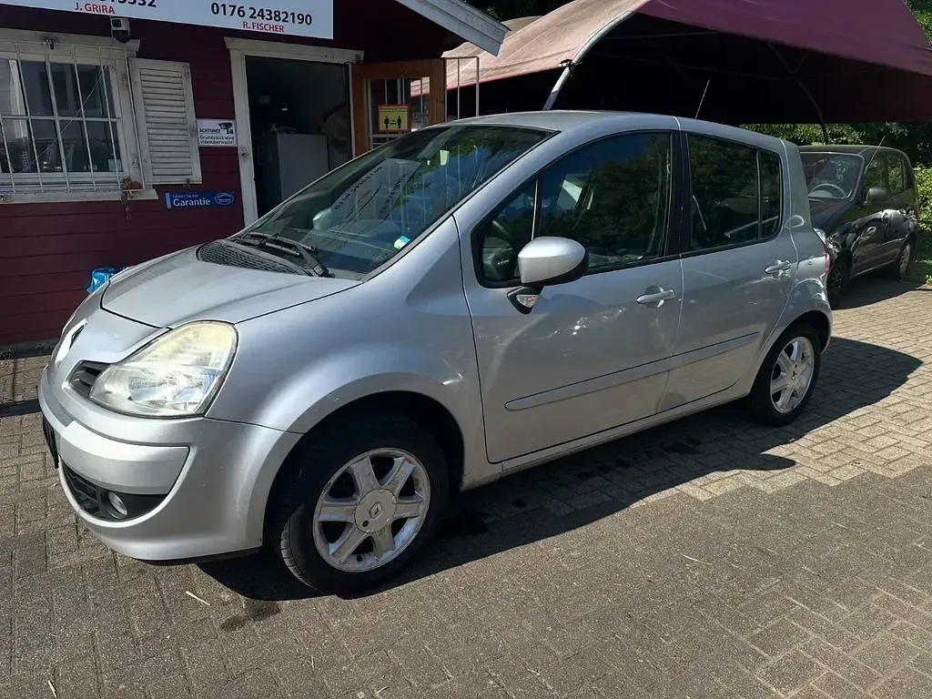 Gebraucht Renault Modus Dynamique 101 PS (74 kW) 2008 Silber Van / Kleinbus