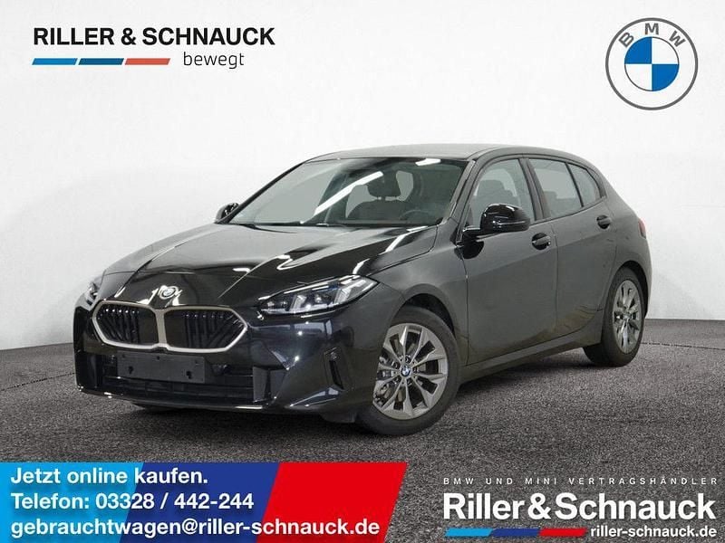 Black sapphire Gebraucht 2024 BMW 120 Performance Kleinwagen | 27.450 € (Superpreis) - Bild 1/4
