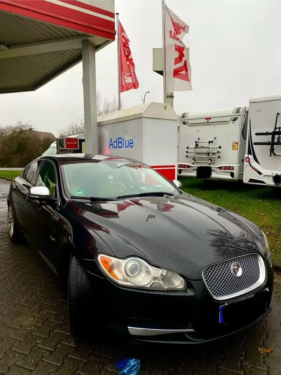 Gebraucht Jaguar XF 275 PS (202 kW) 2010 Schwarz Limousine