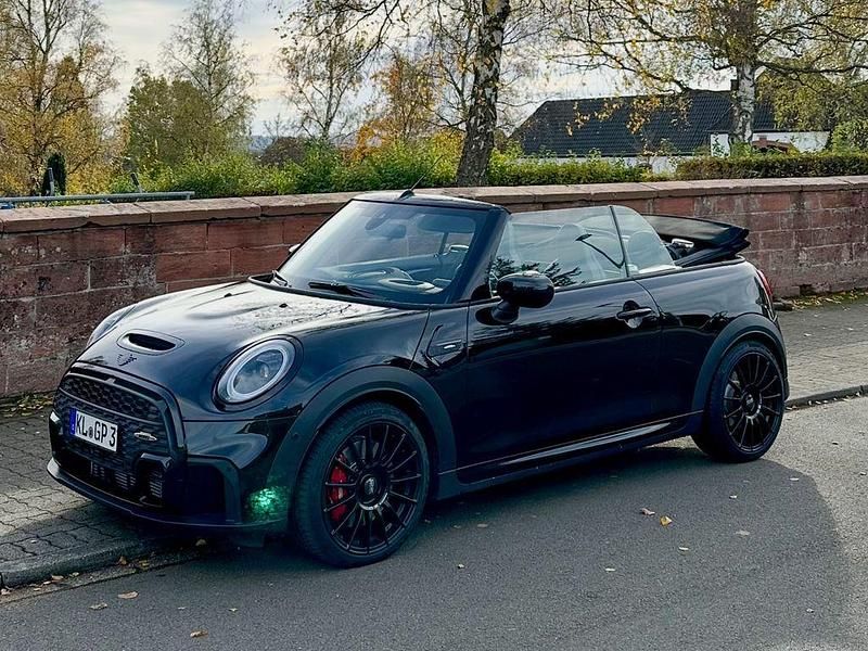 Gebraucht Mini John Cooper Works 231 PS (169 kW) 2022 Schwarz Kleinwagen