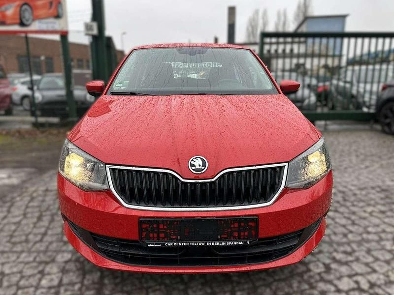 Gebraucht Skoda Fabia Ambition 110 PS (80 kW) 2016 Rot Kleinwagen