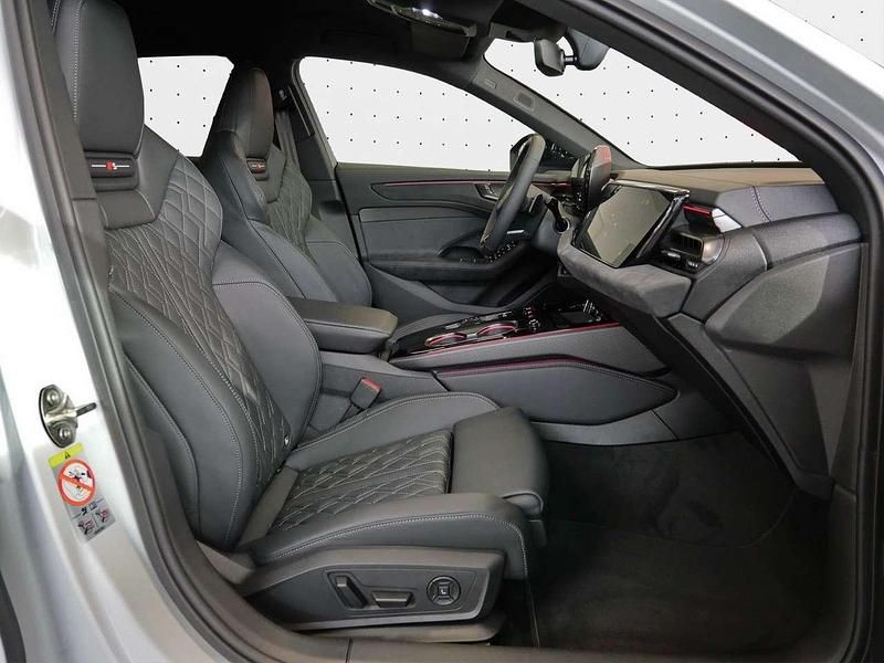 Neu Audi A6 Edition .1 367 PS (269 kW) 2025 Gletscherweißmetallic Kombi