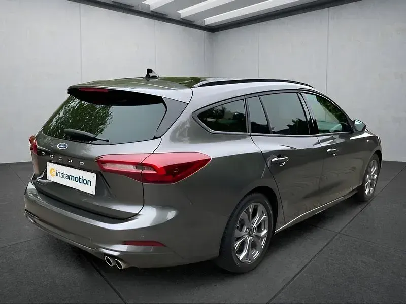 Gebraucht Ford Focus 155 PS (114 kW) 2024 Grau Kombi