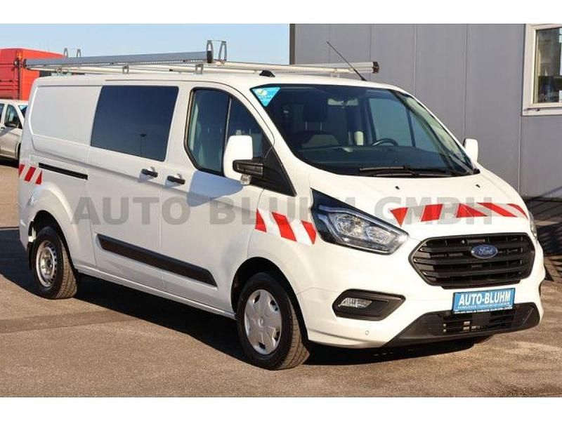 Gebraucht Ford Transit Custom 131 PS (96 kW) 2021 Frostweiß Van