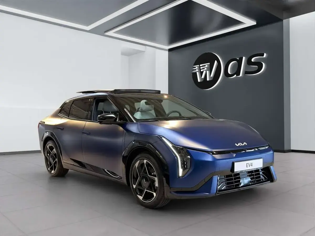Gebraucht Kia EV4 GT-Line 150 kW (204 PS) 2025 Blau Kleinwagen