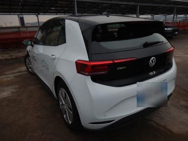 Gebraucht VW ID.3 Pro Performance 150 kW (204 PS) 2021 Gletscherweiß metallic Kleinwagen