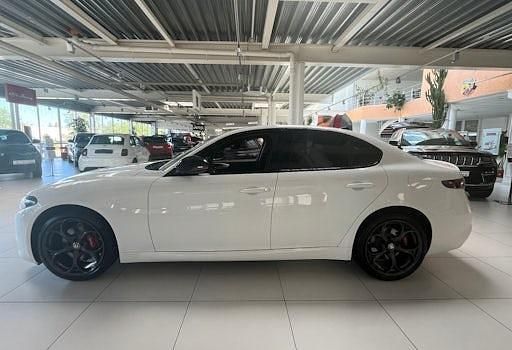 Neu Alfa Romeo Giulia 210 PS (154 kW) 2025 Weiß Limousine