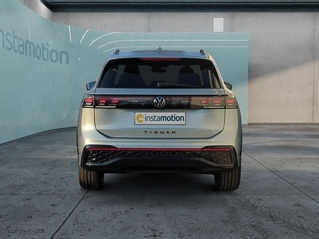 Gebraucht VW Tiguan R 150 PS (110 kW) 2024 Silber SUV